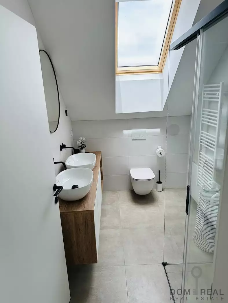 House 210m² in Slovenia, Domzale. Priced at 1099000€ rent photo-13