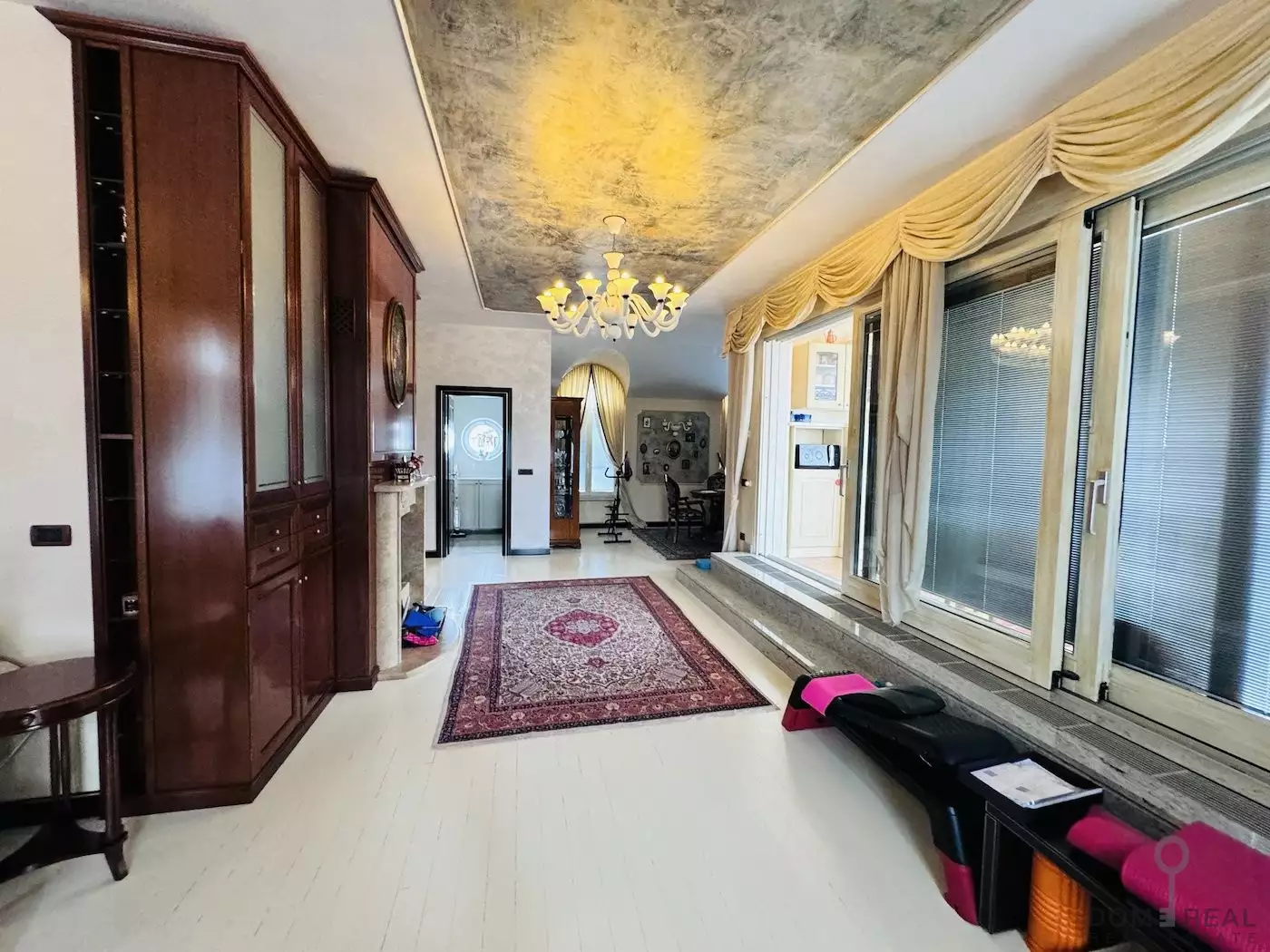 Flat 200m² in Slovenia, Piran. Priced at 1300000€ rent photo-4