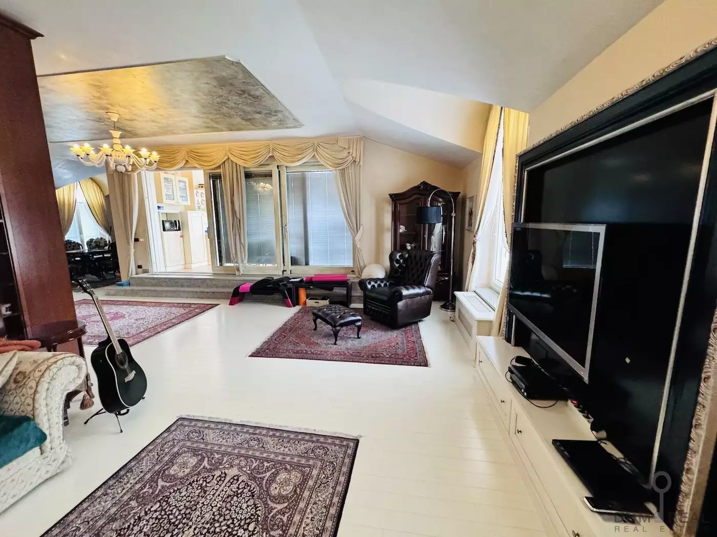 Flat 200m² in Slovenia, Piran. Priced at 1300000€ rent photo-6