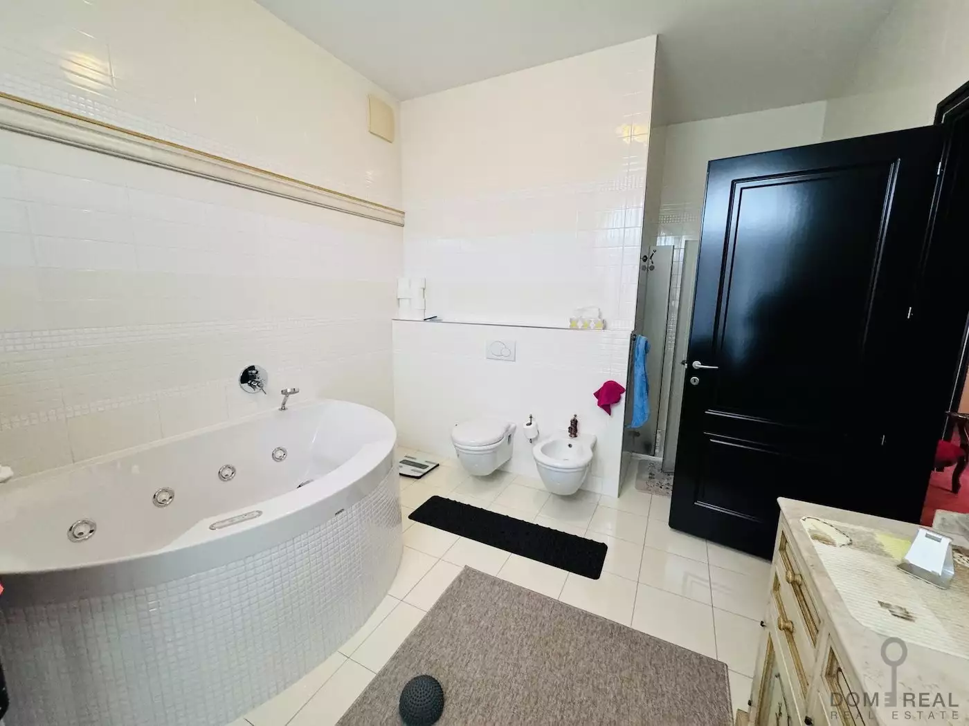 Flat 200m² in Slovenia, Piran. Priced at 1300000€ rent photo-13