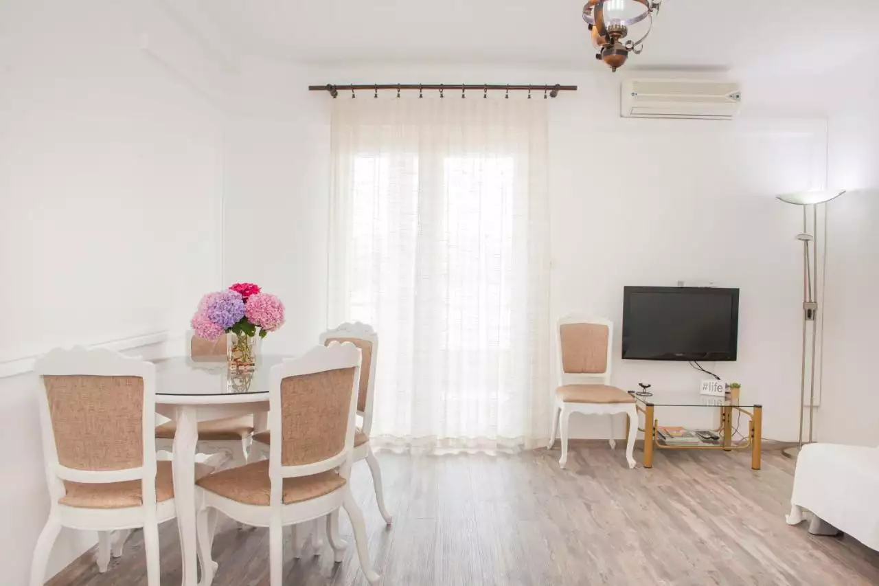 Hotels 330m² in Croatia, Zaboric. Priced at 990000€ rent photo-21
