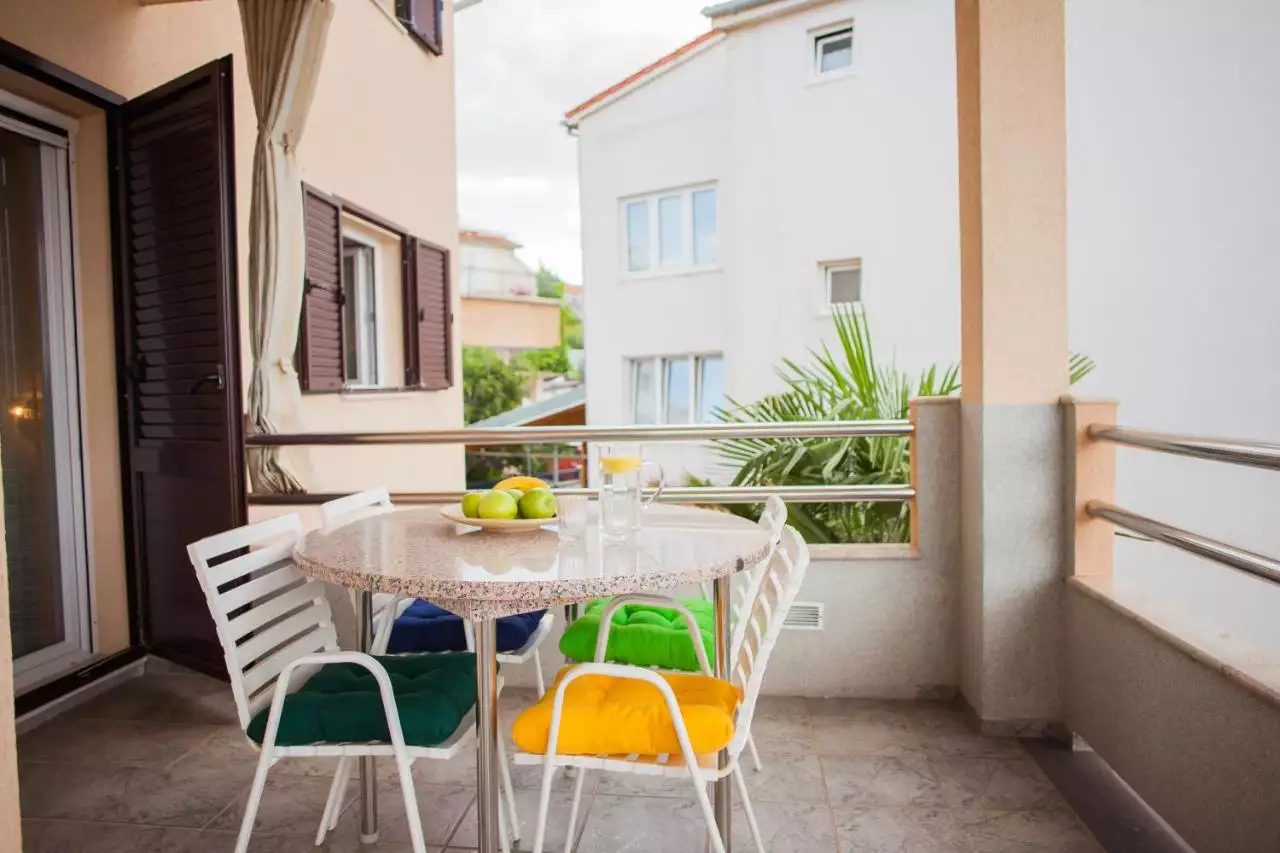 Hotels 330m² in Croatia, Zaboric. Priced at 990000€ rent photo-22
