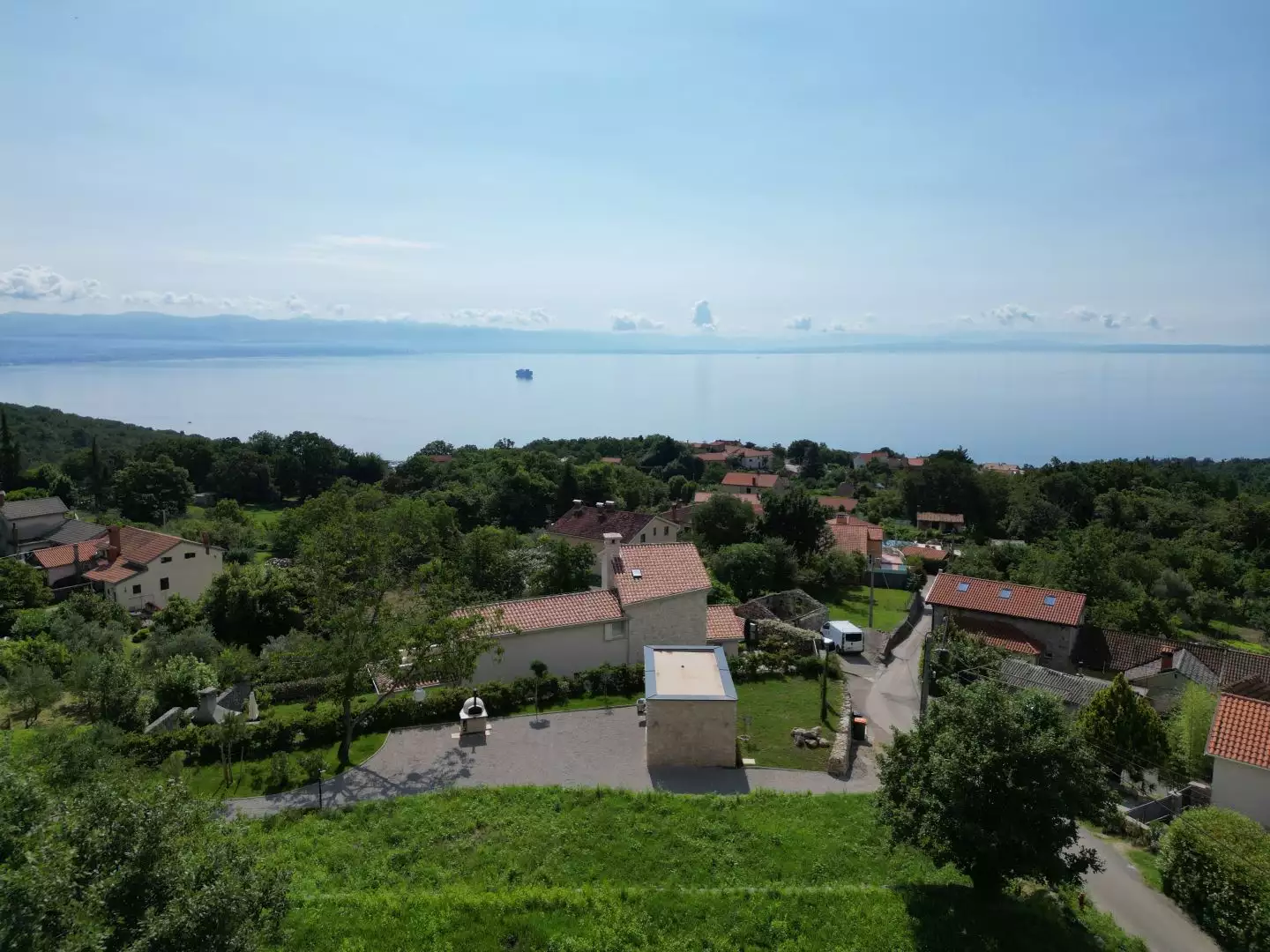 Villa 250m² in Croatia, Poljane. Priced at 840000€ rent photo-12