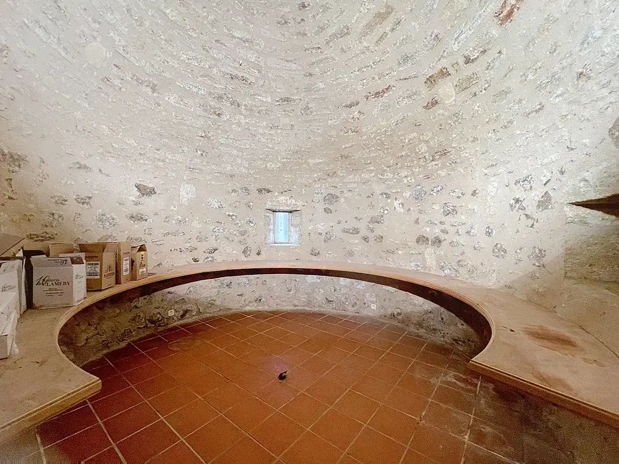 Castle 1200m² in France, Пезена. Priced at 1090000€ rent photo-2