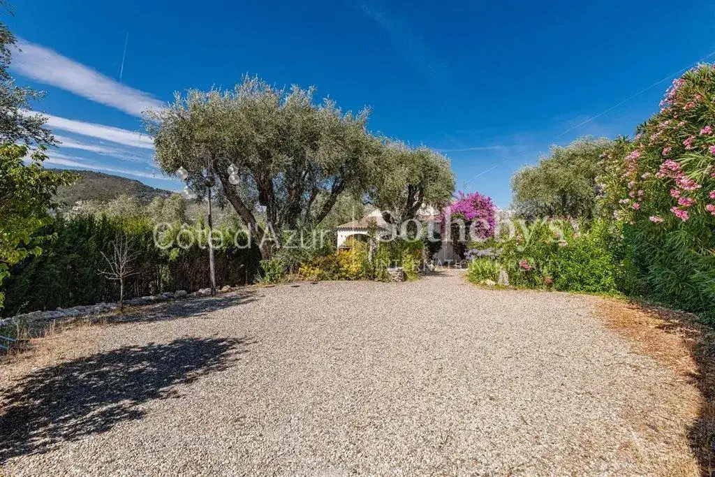 Castle 308m² in France, Falicon. Priced at 950000€ rent photo-2