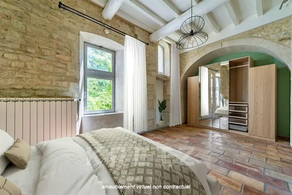 Castle 303m² in France, Bernic. Priced at 695000€ rent photo-6