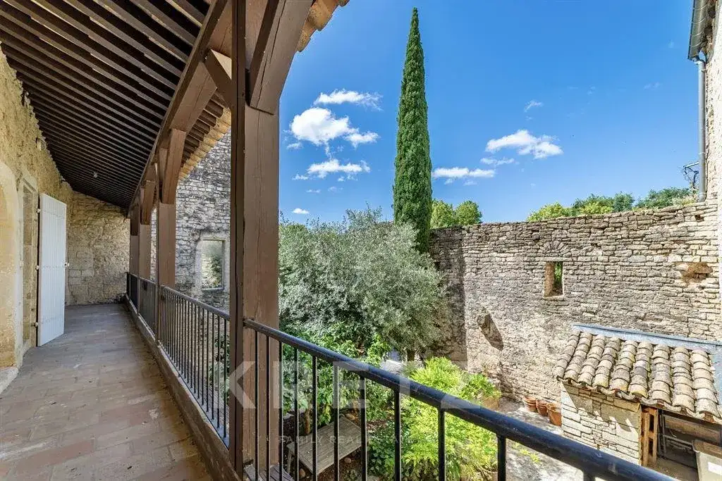 Castle 303m² in France, Bernic. Priced at 695000€ rent photo-11