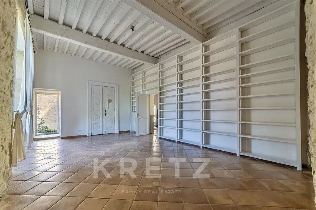 Castle 303m² in France, Bernic. Priced at 695000€ rent photo-13