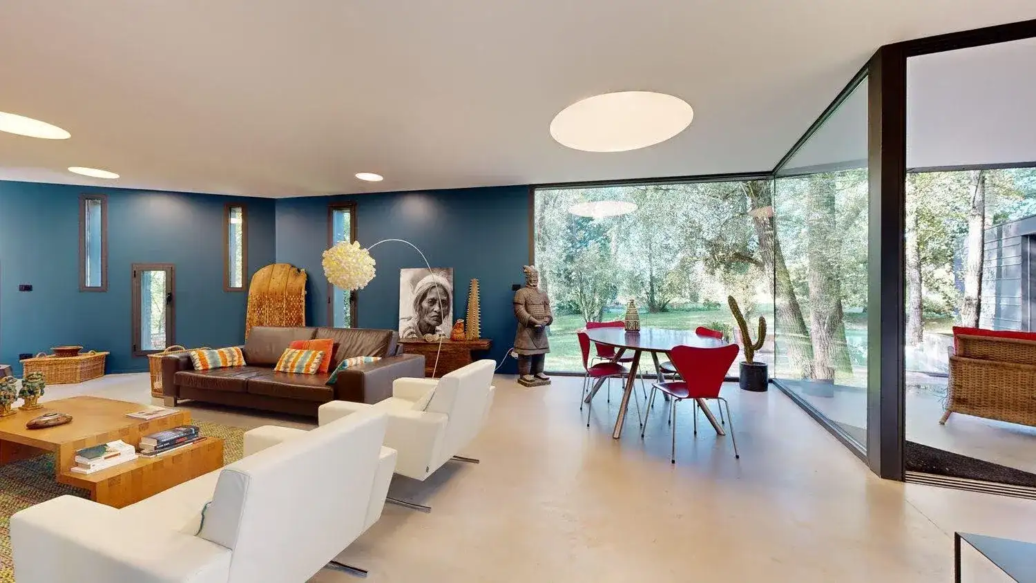 Castle 185m² in France, Foot. Priced at 920000€ rent photo-17