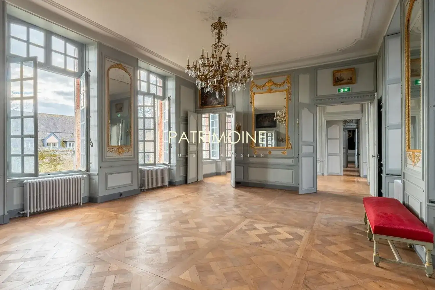 Castle 1400m² in France, Verneuil d'Avre d'Eaton. Priced at 2600000€ rent photo-6