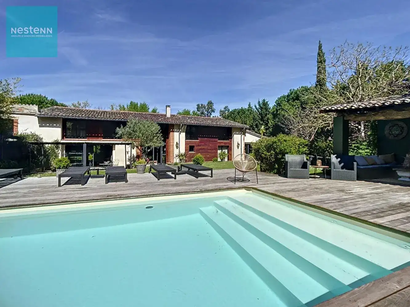 Castle 402m² in France, Villefranche de Lorage. Priced at 895000€ rent photo-12