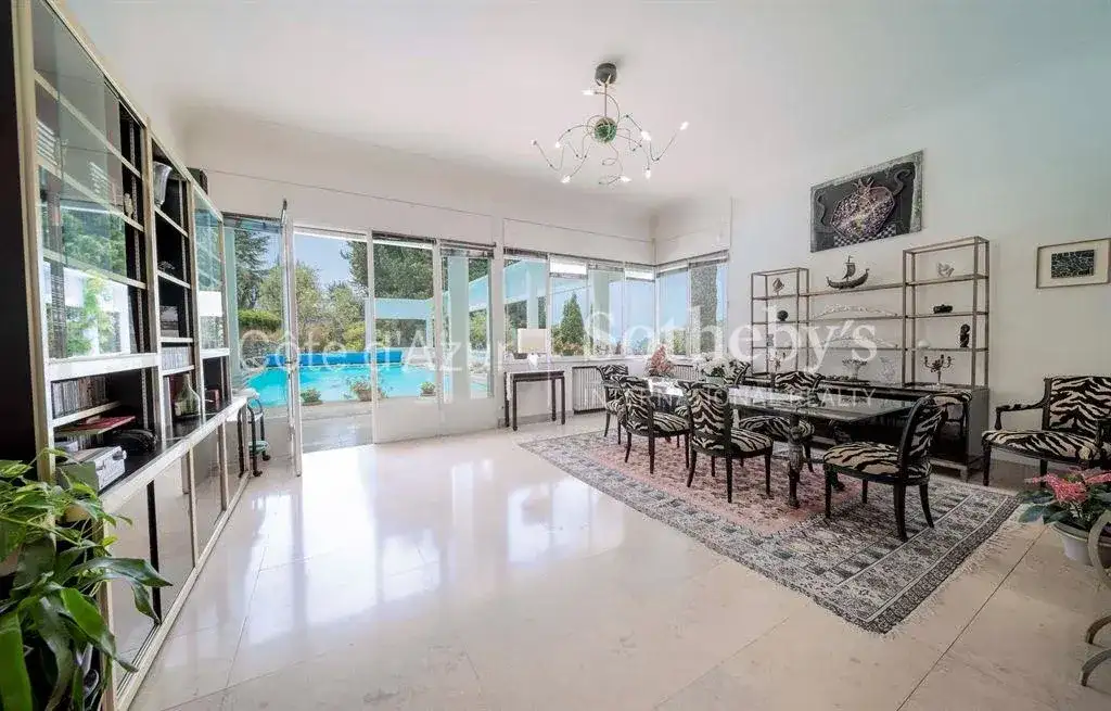 Castle 595m² in France, Saint-Jean-Cap-Ferrat. Priced at 15500000€ rent photo-12