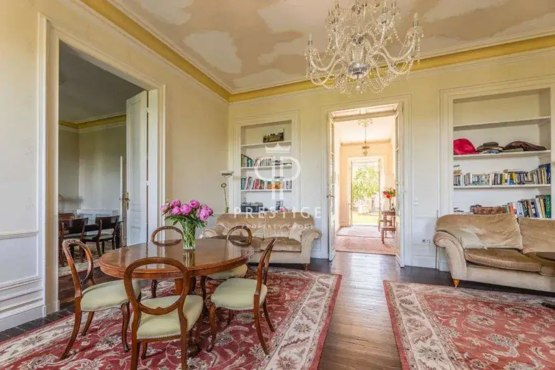 Castle 520m² in France, Blasimon. Priced at 1260000€ rent photo-10