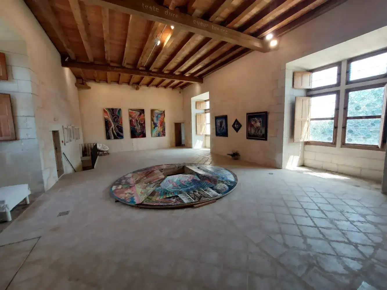 Castle 750m² in France, Poitiers. Priced at 1785000€ rent photo-13
