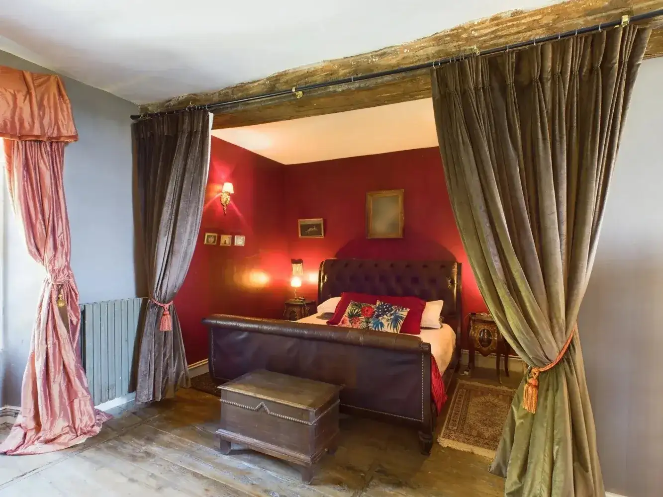 Castle 328m² in France, Notron. Priced at 599000€ rent photo-13
