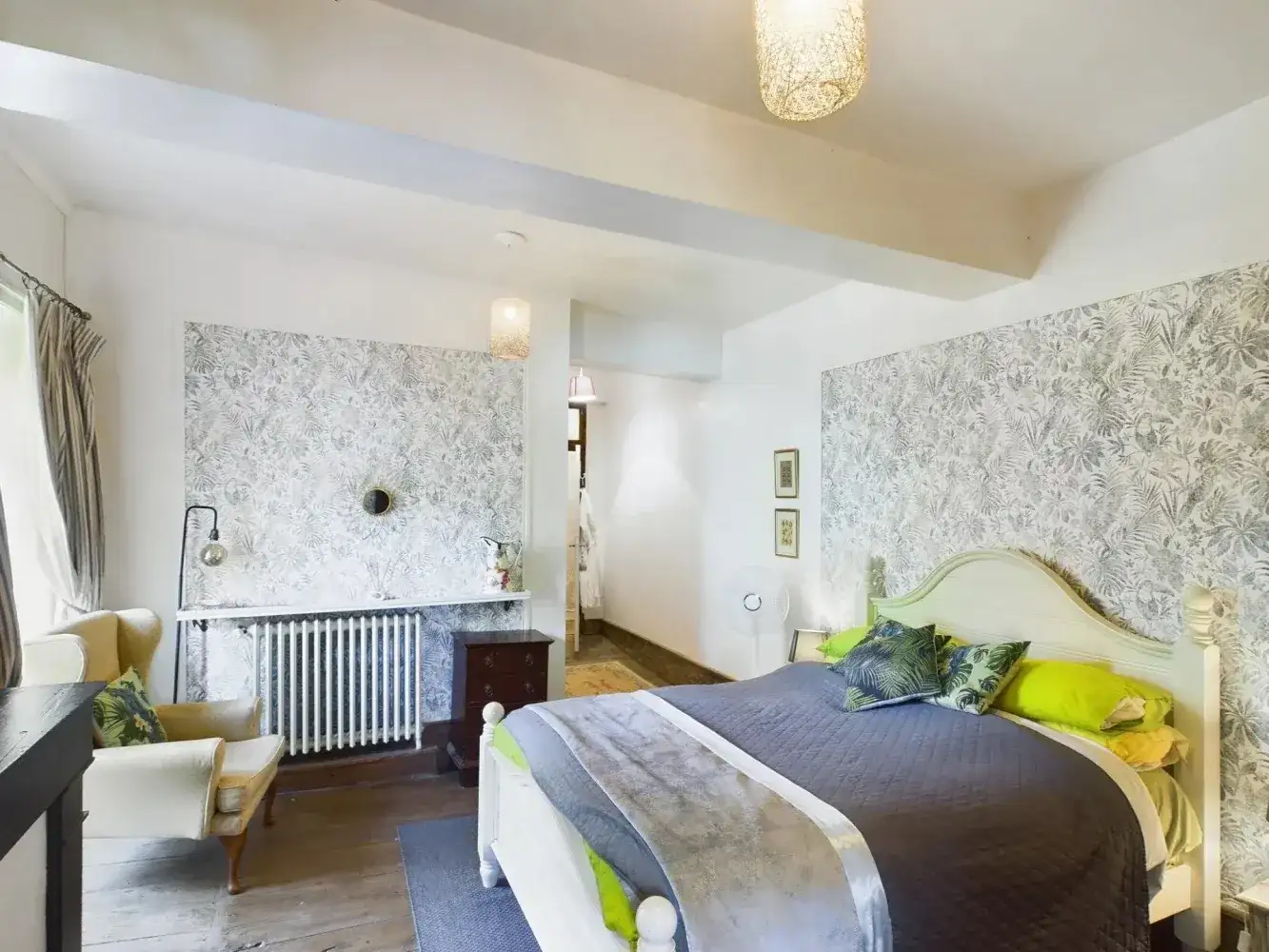 Castle 328m² in France, Notron. Priced at 599000€ rent photo-15