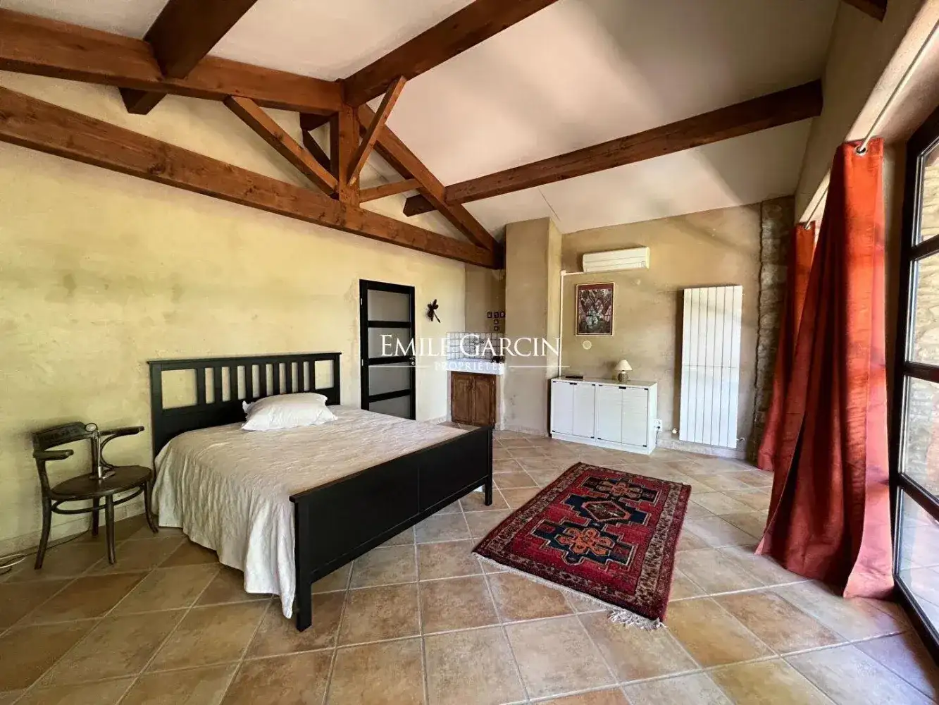 Castle 300m² in France, Baron. Priced at 1090000€ rent photo-10