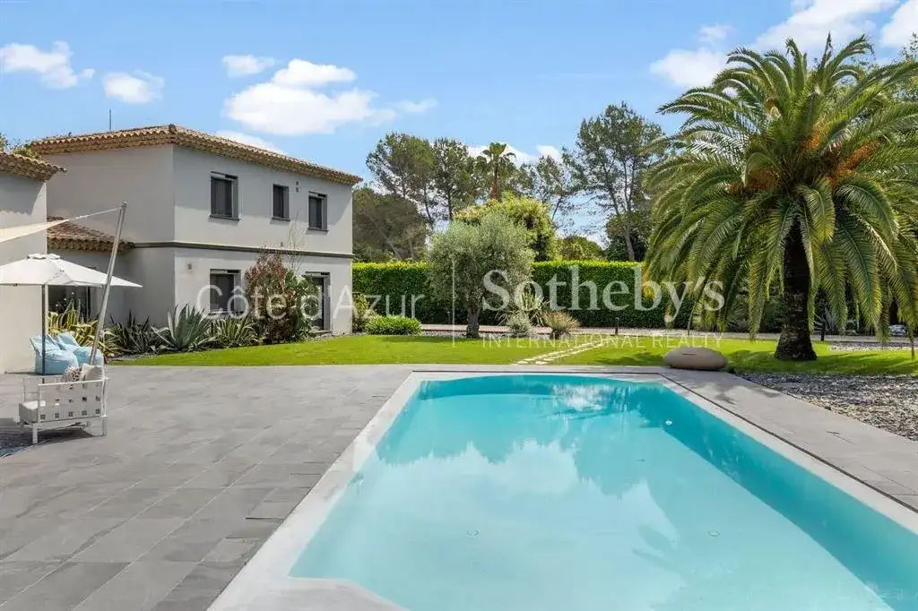 Castle 310m² in France, Moose. Priced at 3650000€ rent photo-8