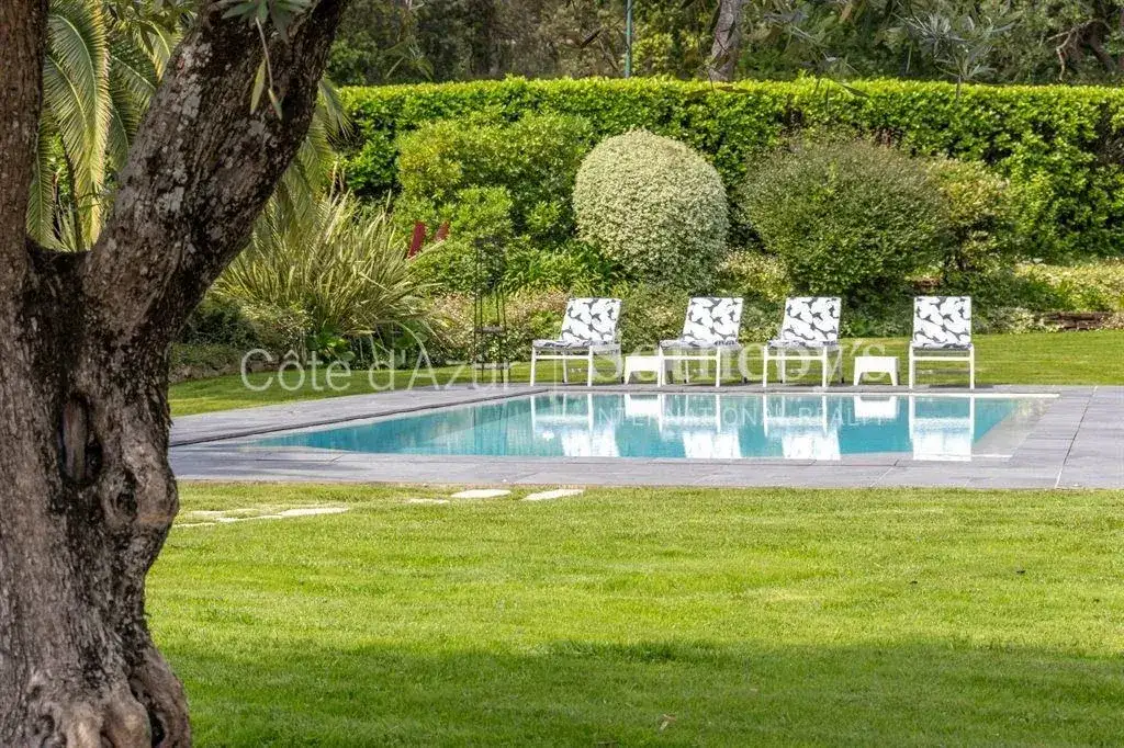 Castle 310m² in France, Moose. Priced at 3650000€ rent photo-10