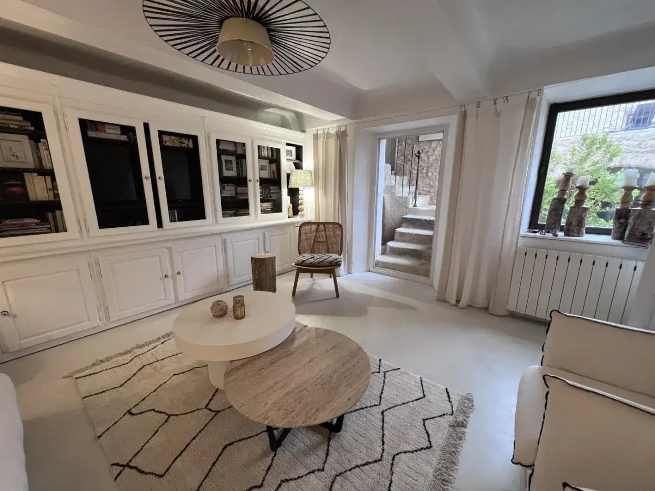 Castle 300m² in France, Proud. Priced at 1650000€ rent photo-4