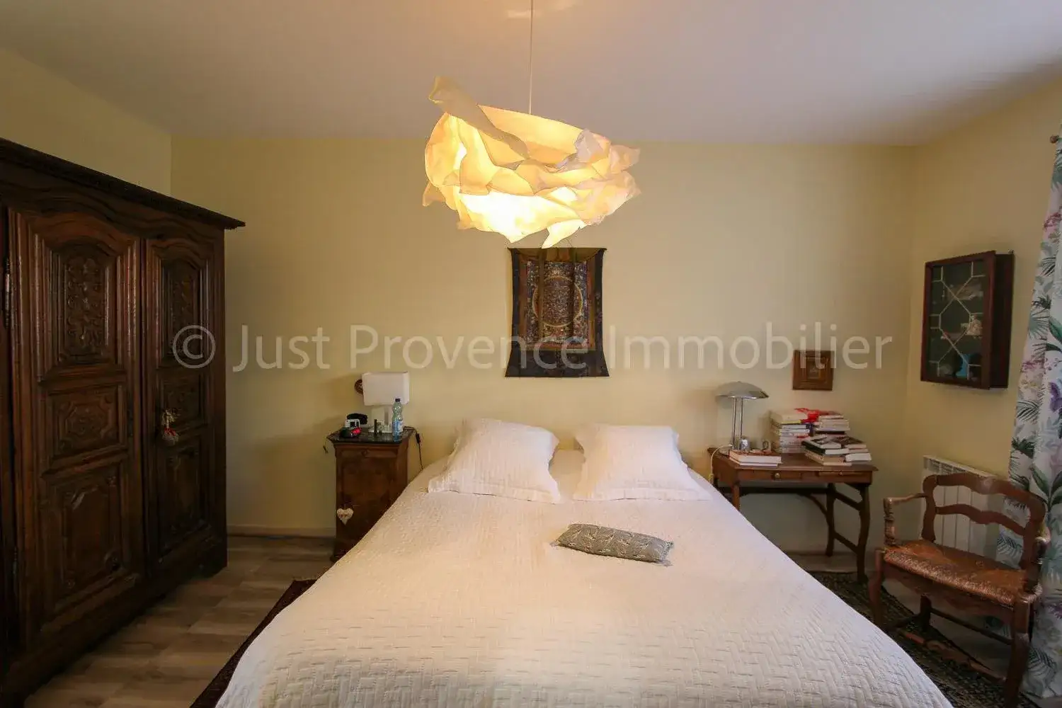 Castle 140m² in France, Saint-Didier. Priced at 550000€ rent photo-14