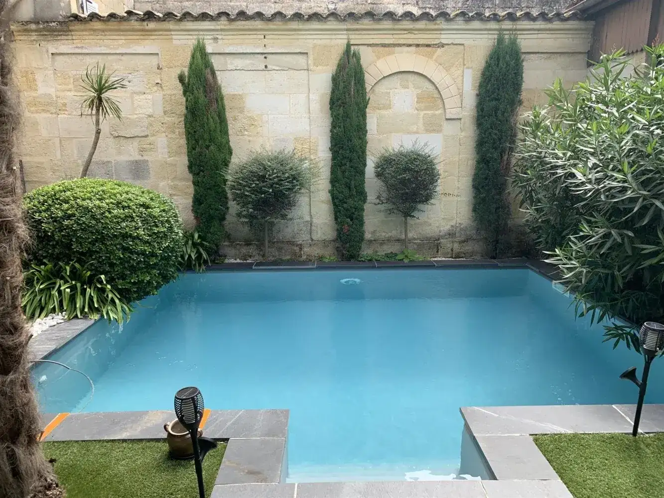 Castle 220m² in France, Libourne. Priced at 599000€ rent photo-3