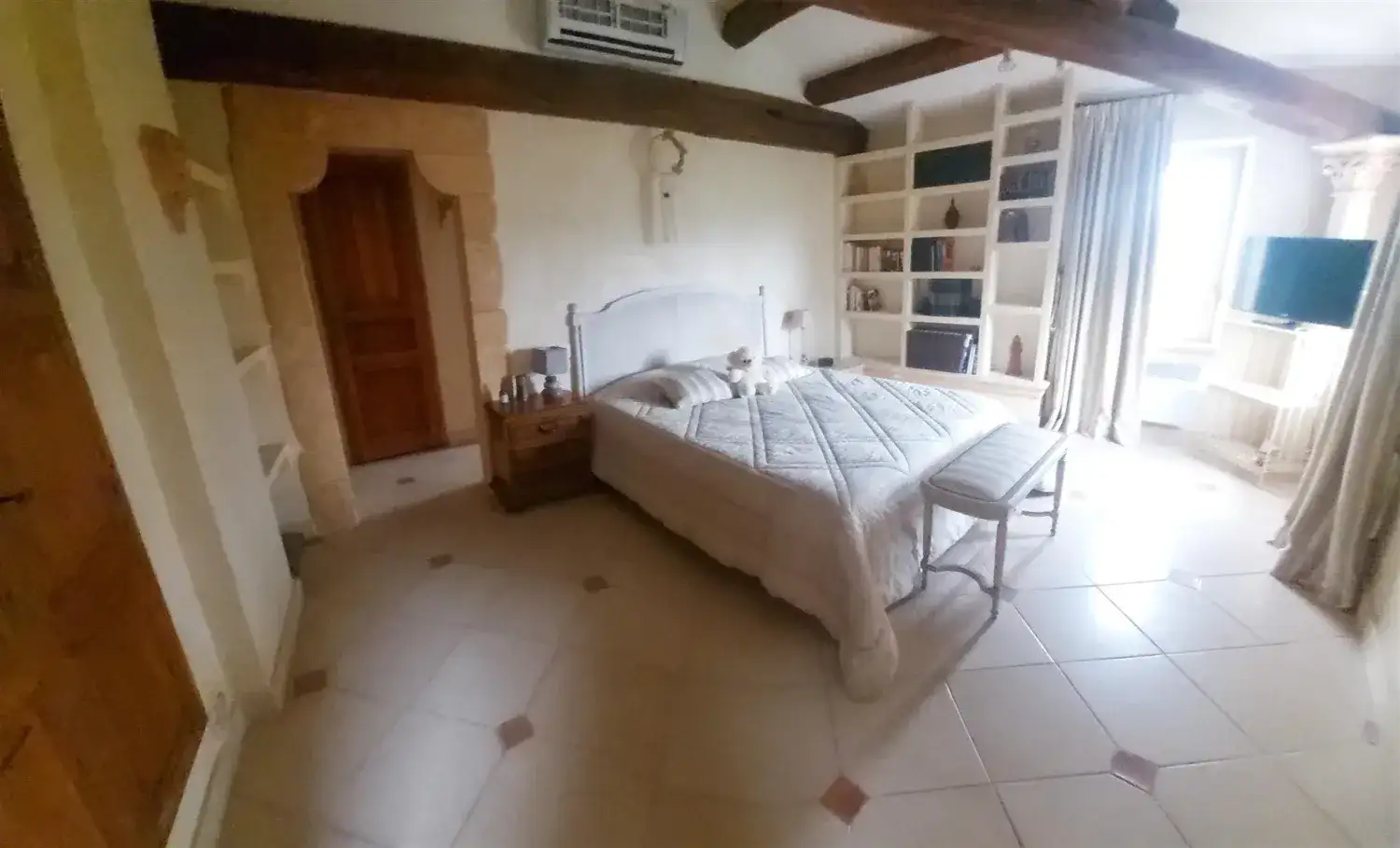 Castle 115m² in France, Carcès. Priced at 449000€ rent photo-3