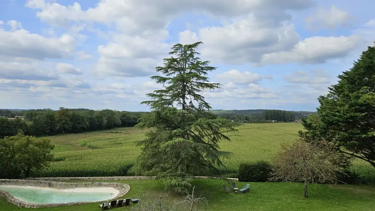 Castle 390m² in France, Le Mans. Priced at 958000€ rent photo-5