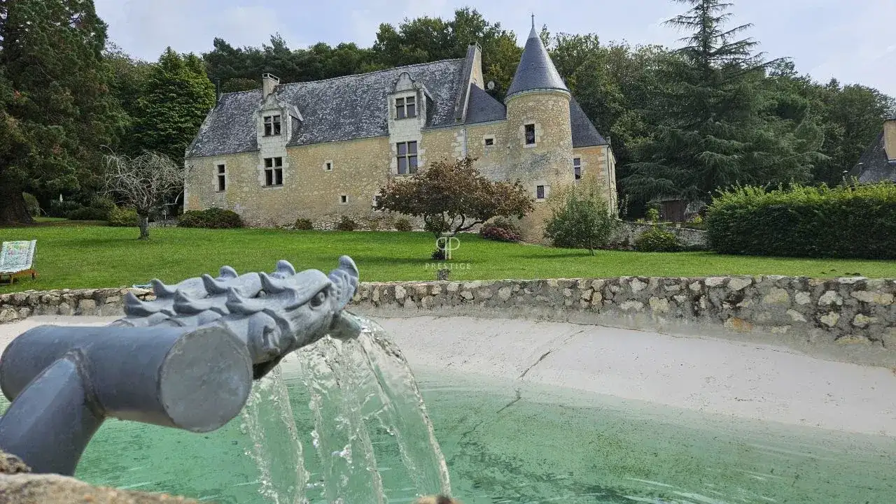 Castle 390m² in France, Le Mans. Priced at 958000€ rent photo-14