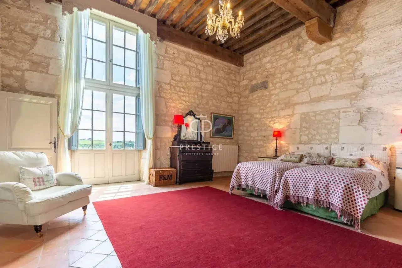 Castle 344m² in France, Bergerac. Priced at 1250000€ rent photo-6