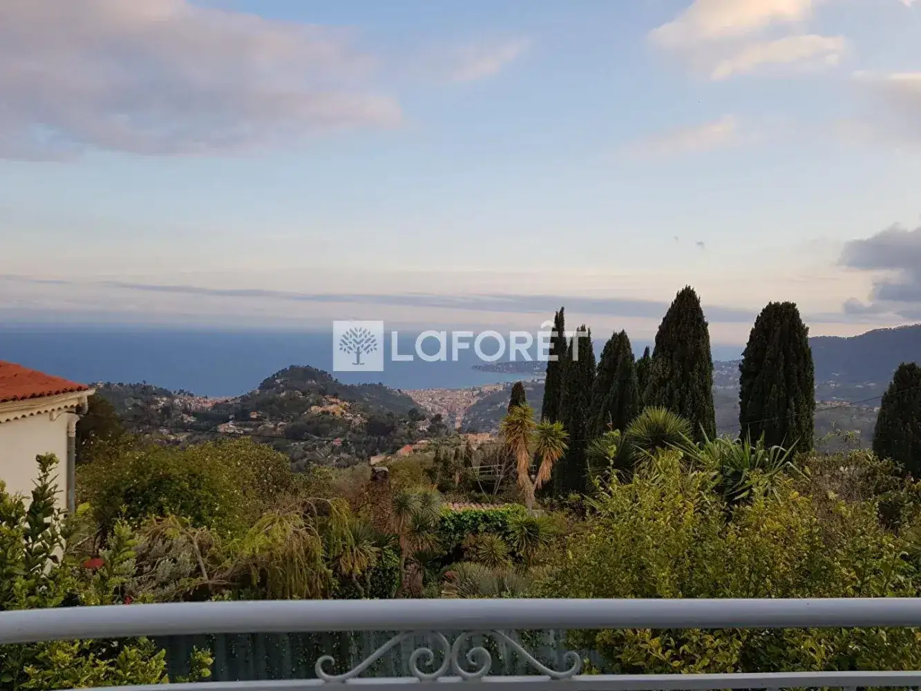 Castle 118m² in France, Castellar. Priced at 630000€ rent photo-9