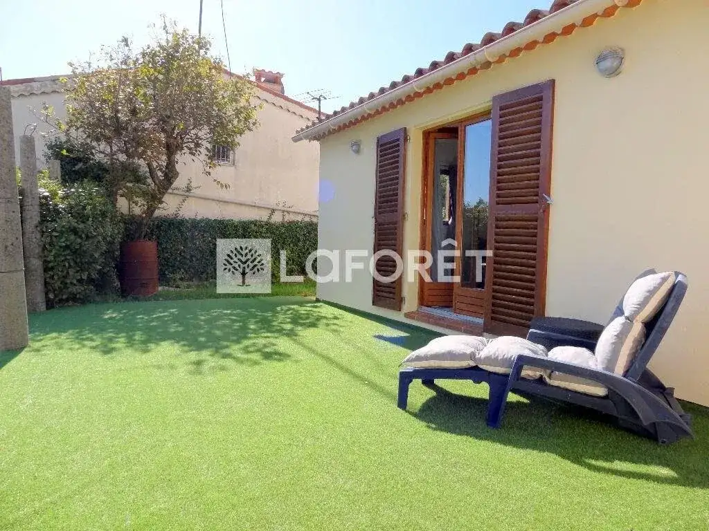 Castle 118m² in France, Castellar. Priced at 630000€ rent photo-12