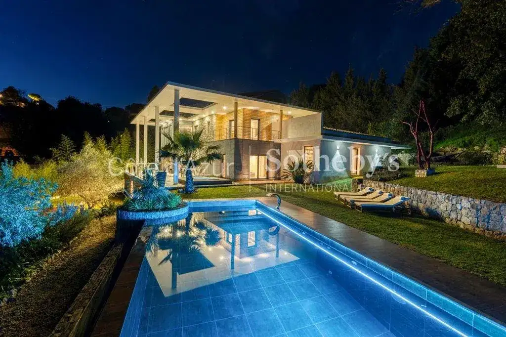 Castle 700m² in France, Moose. Priced at 6590000€ rent photo-5