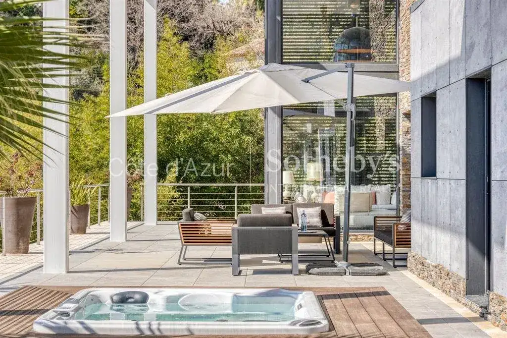 Castle 700m² in France, Moose. Priced at 6590000€ rent photo-18
