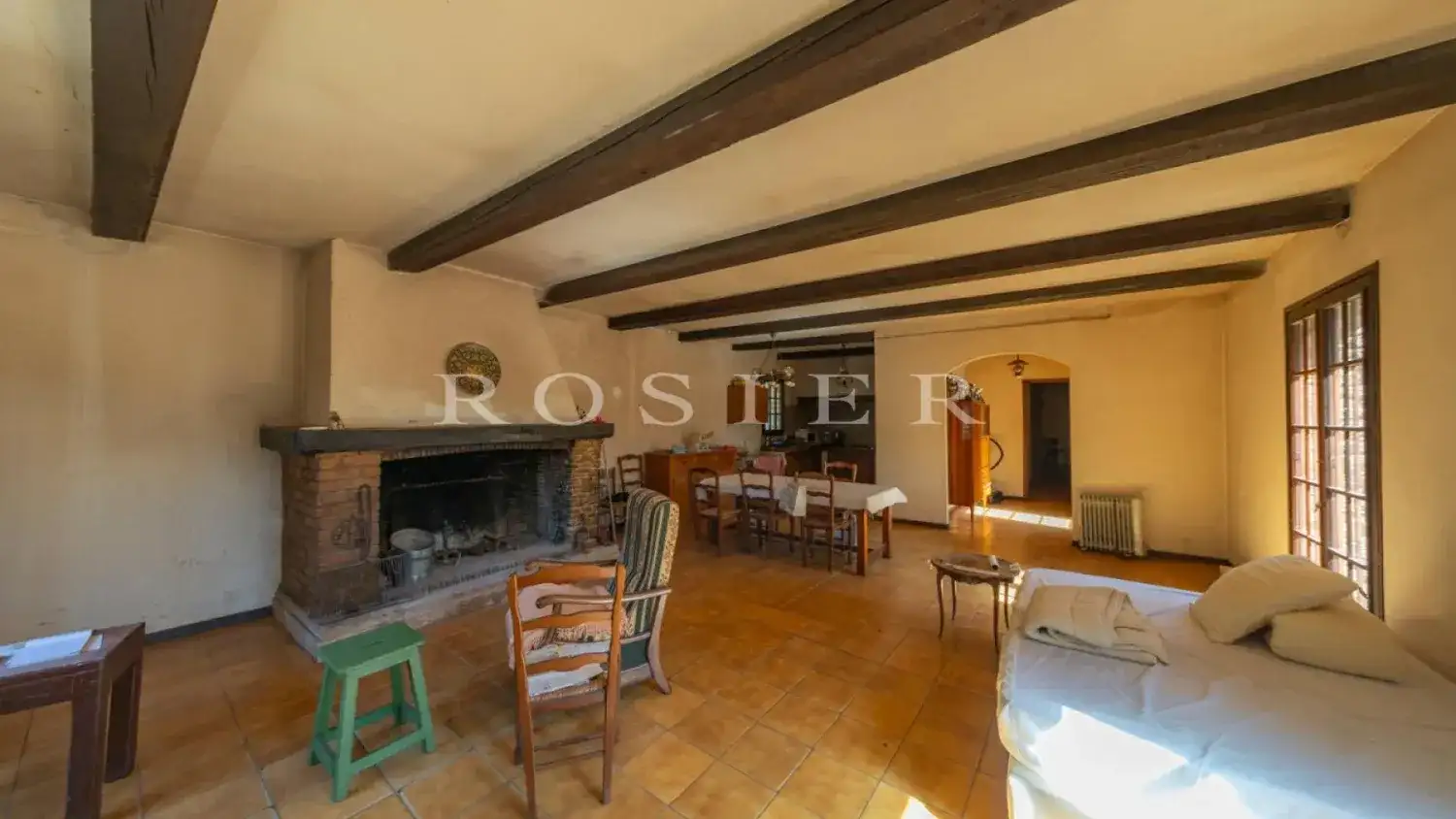 Castle 175m² in France, Proud. Priced at 600000€ rent photo-11