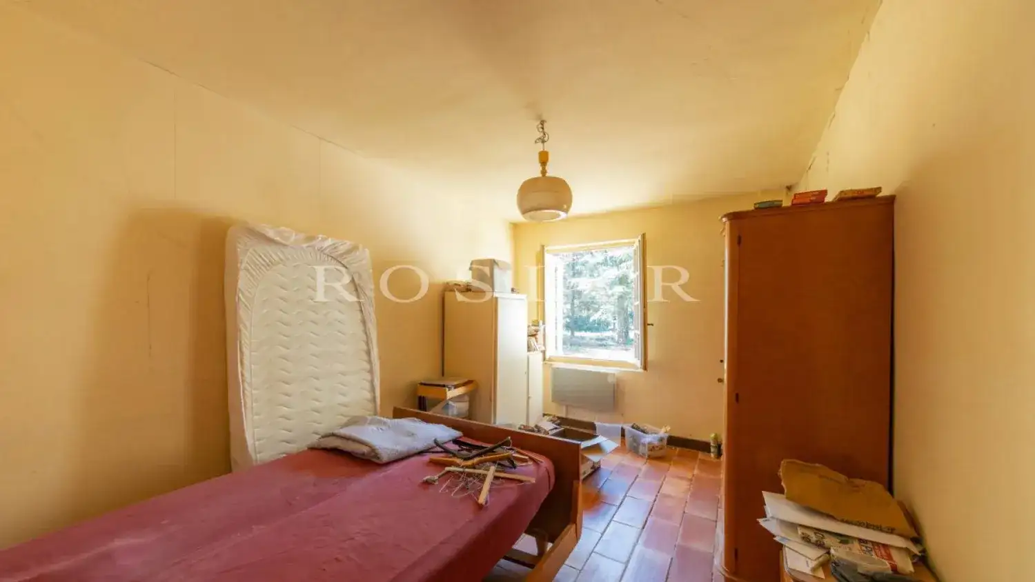 Castle 175m² in France, Proud. Priced at 600000€ rent photo-15