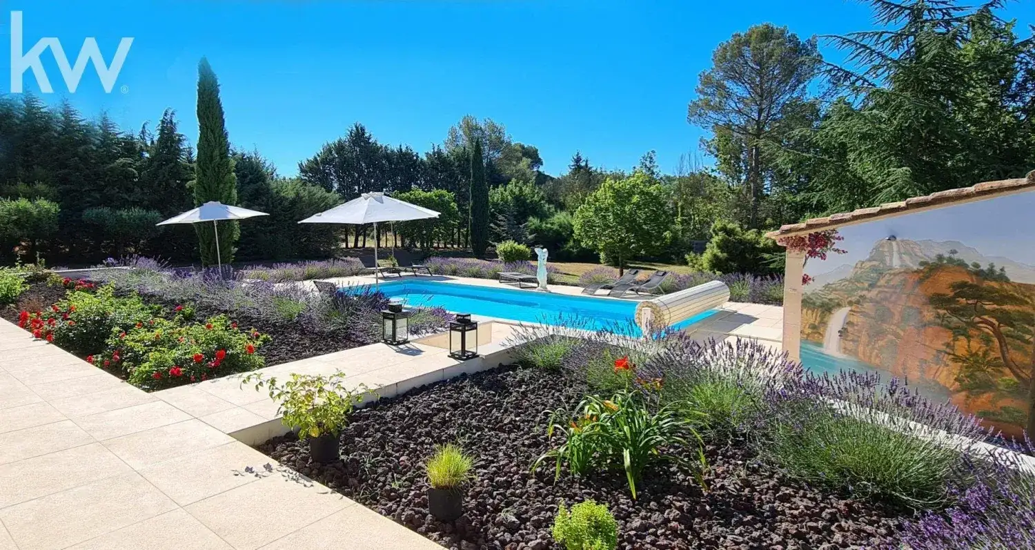 Castle 180m² in France, Brynol. Priced at 795000€ rent photo-14