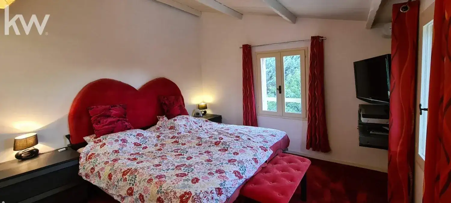 Castle 180m² in France, Brynol. Priced at 795000€ rent photo-19