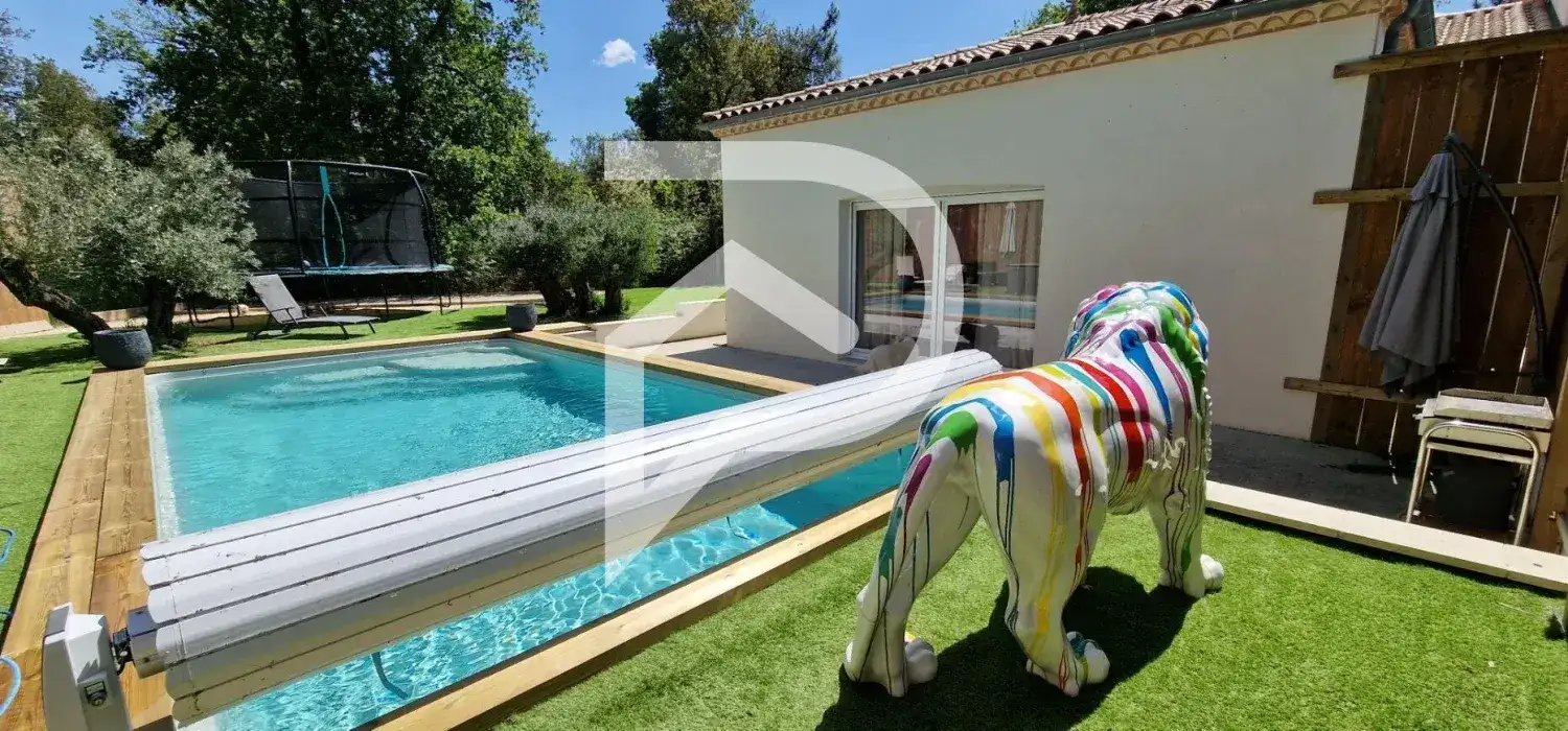 Castle 297m² in France, L-Matt. Priced at 787500€ rent photo-7