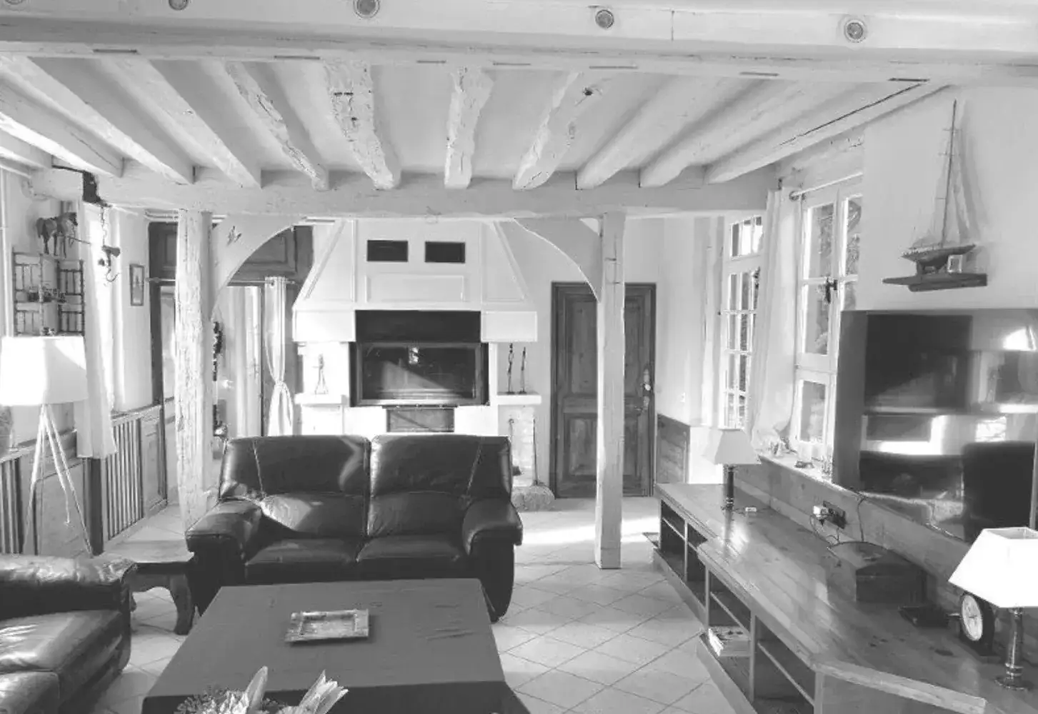 Castle 175m² in France, La Ae-du-Tay. Priced at 399000€ rent photo-5