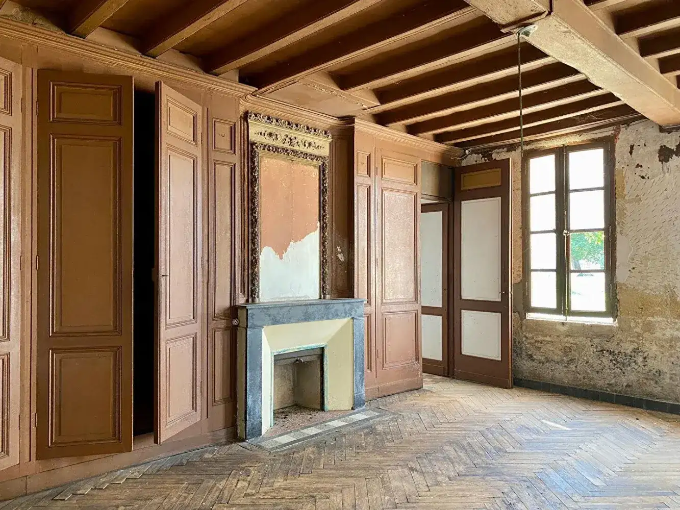 Castle 569m² in France, St. Emilion. Priced at 840000€ rent photo-4