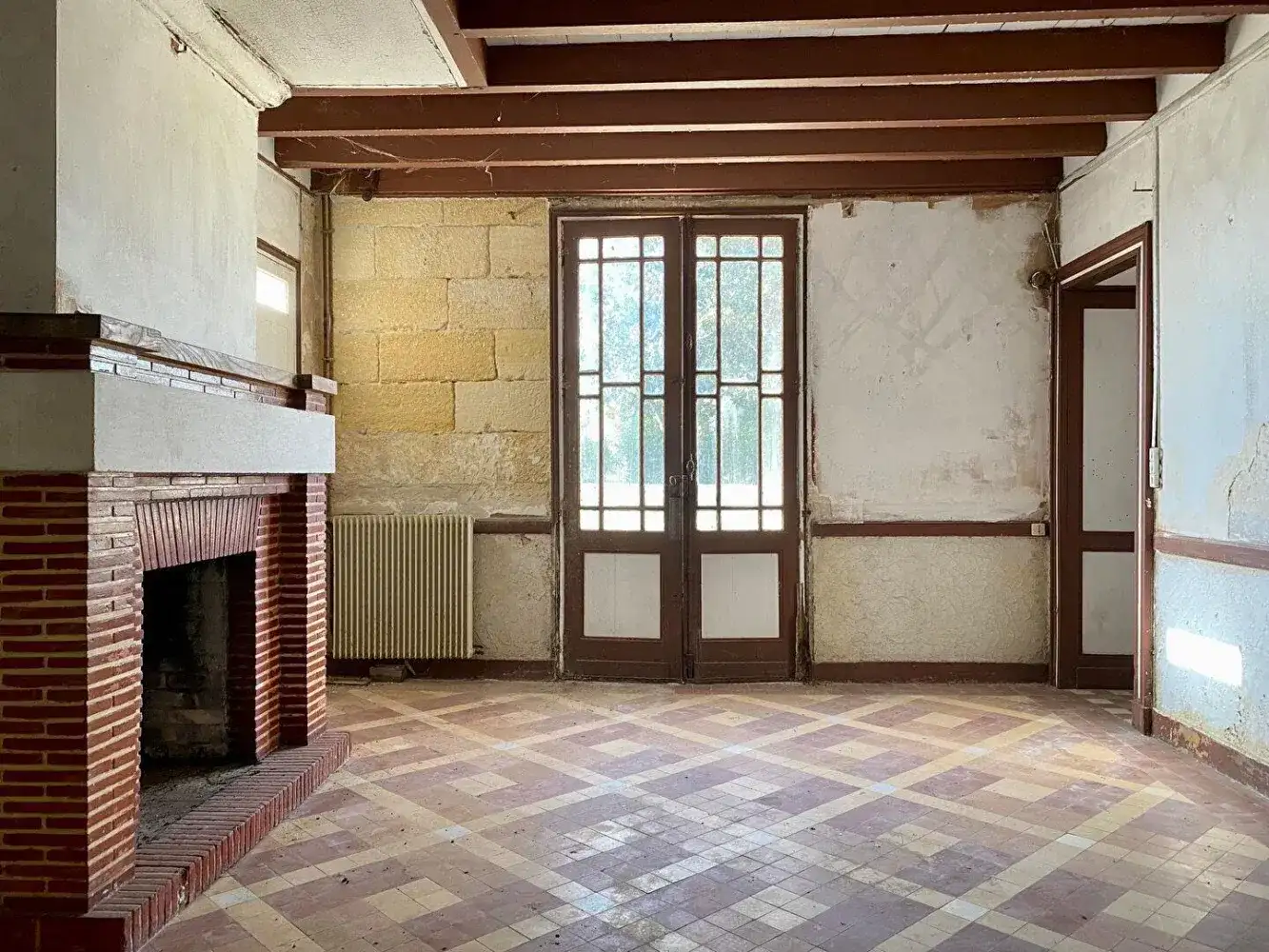 Castle 569m² in France, St. Emilion. Priced at 840000€ rent photo-11