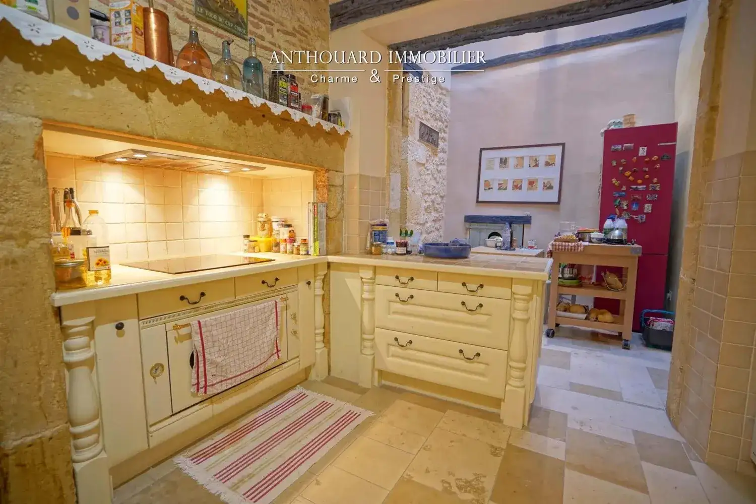 Castle 310m² in France, Montague. Priced at 1100000€ rent photo-7