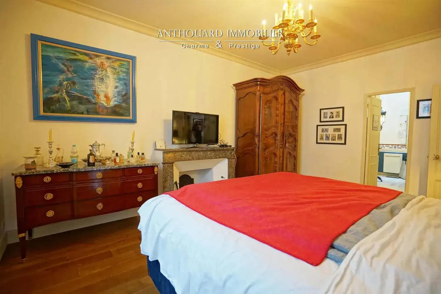 Castle 310m² in France, Montague. Priced at 1100000€ rent photo-11