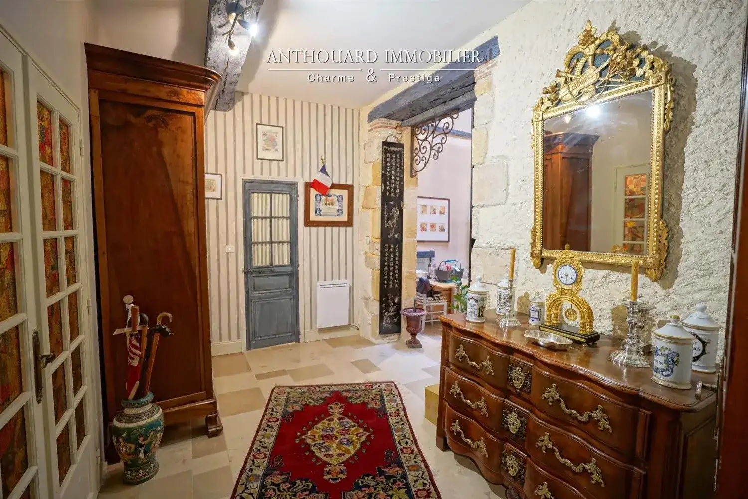 Castle 310m² in France, Montague. Priced at 1100000€ rent photo-16