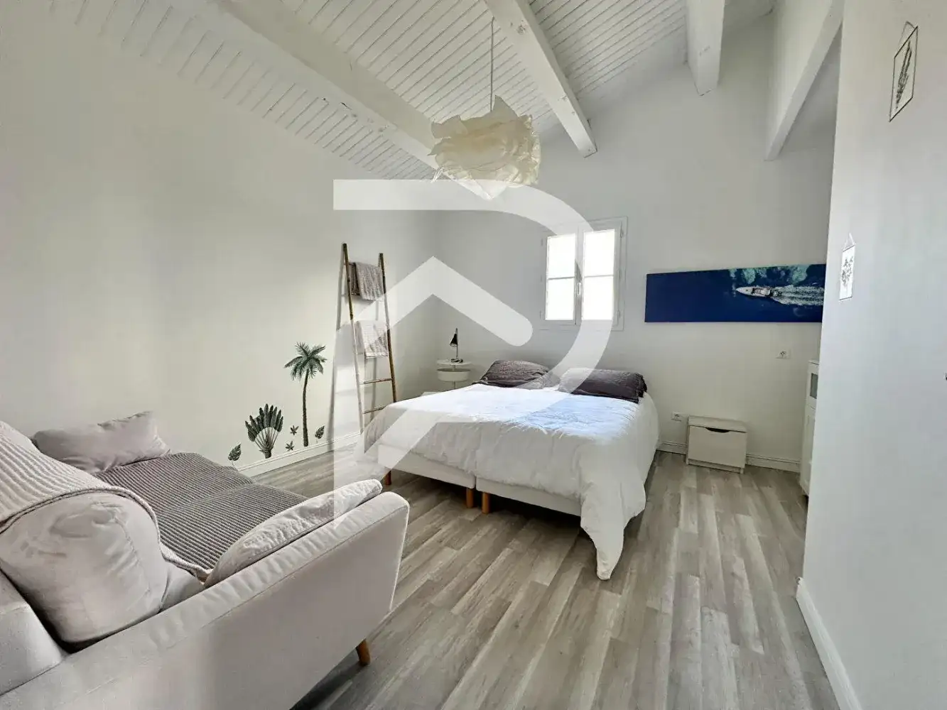 Castle 193m² in France, Bursfran le Shapiu. Priced at 576450€ rent photo-1