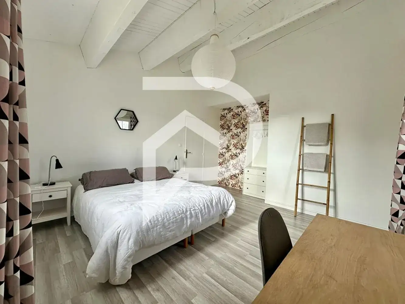 Castle 193m² in France, Bursfran le Shapiu. Priced at 576450€ rent photo-3