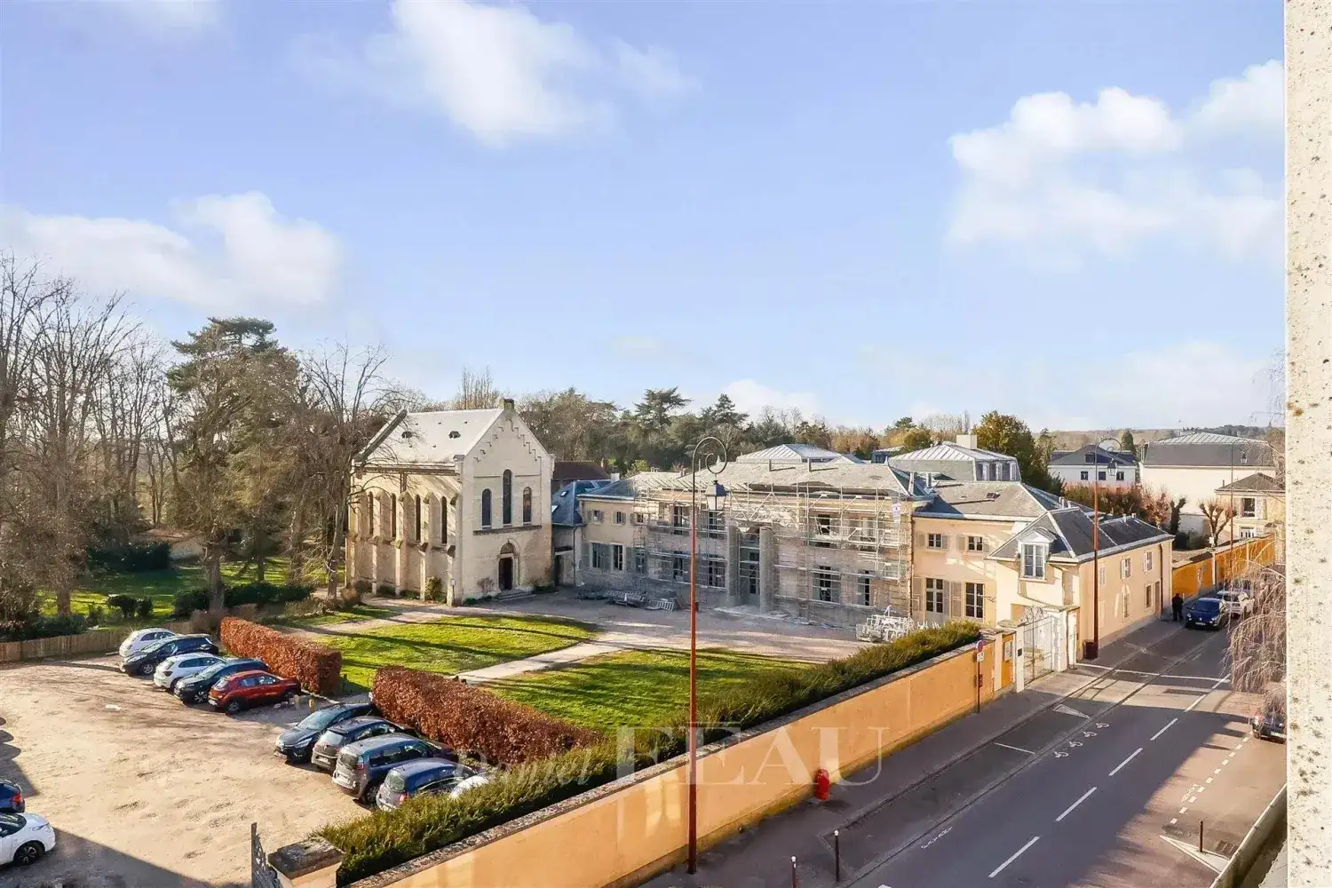 Castle 96m² in France, Versailles. Priced at 670000€ rent photo-5