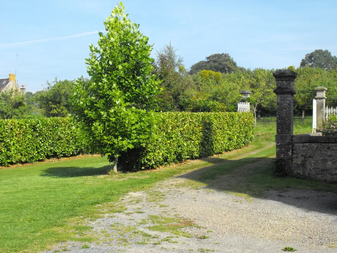 Castle 210m² in France, Roullours. Priced at 295000€ rent photo-10