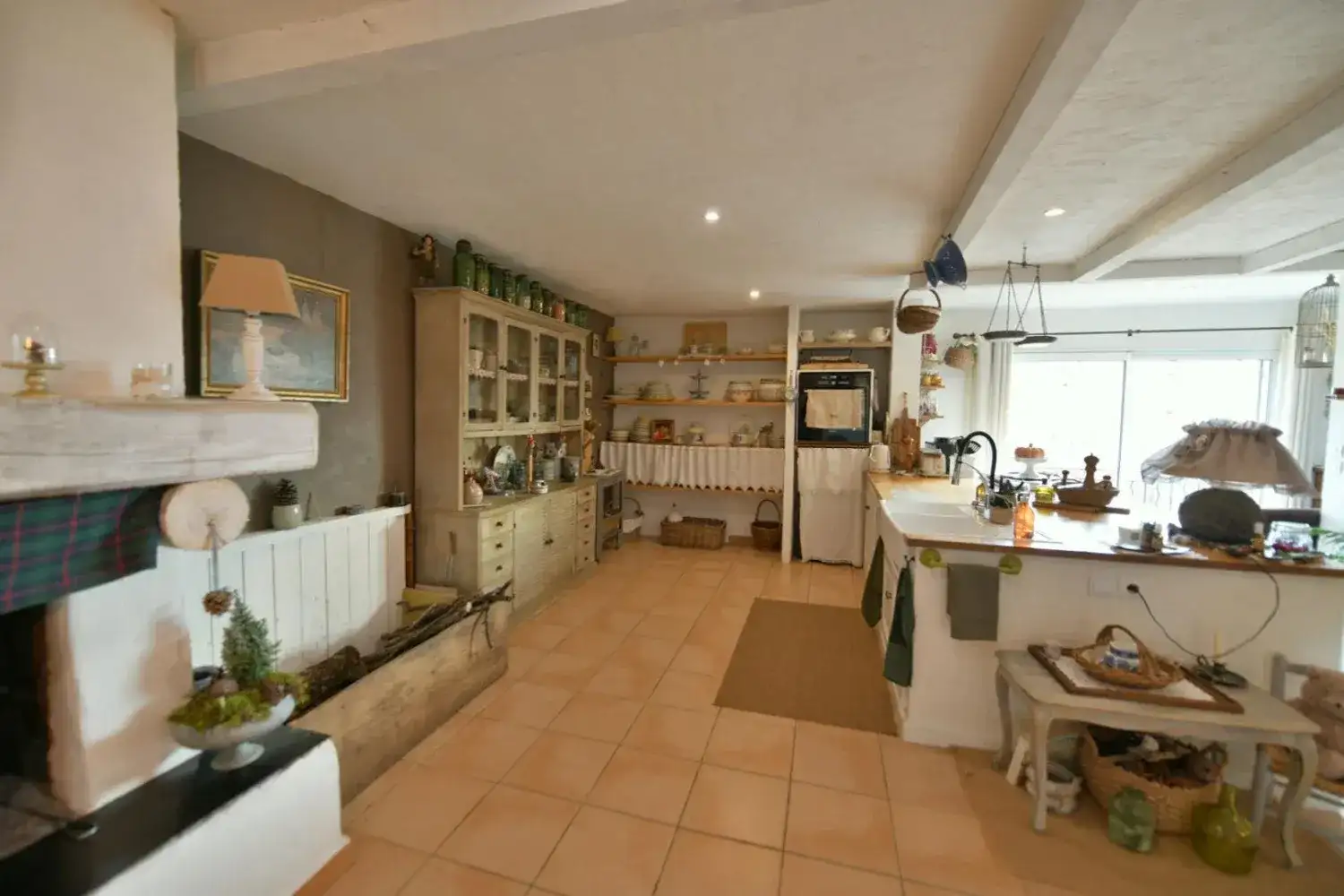 Castle 220m² in France, Proud. Priced at 720000€ rent photo-5